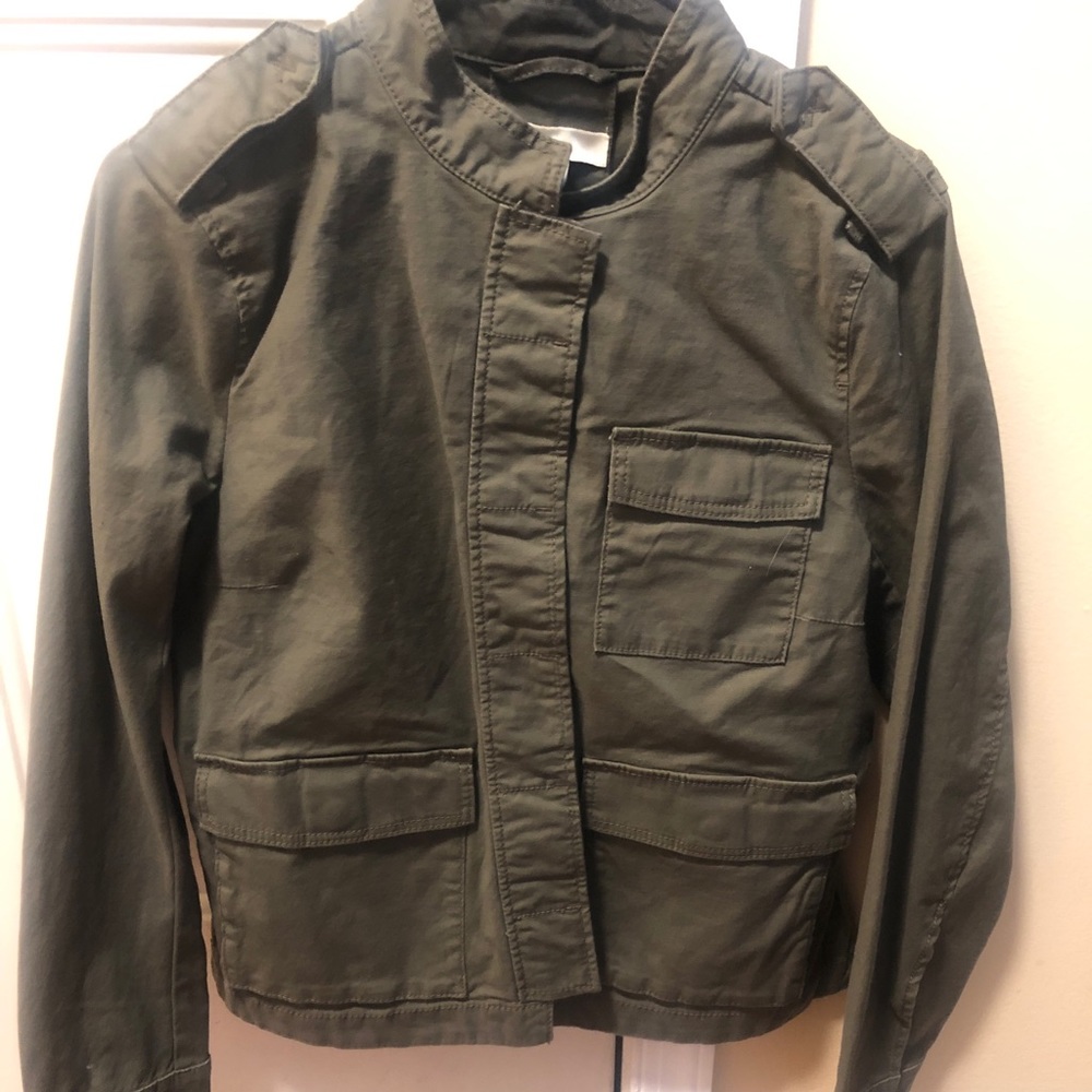 H&M olive green women’s size 10 khaki jacket